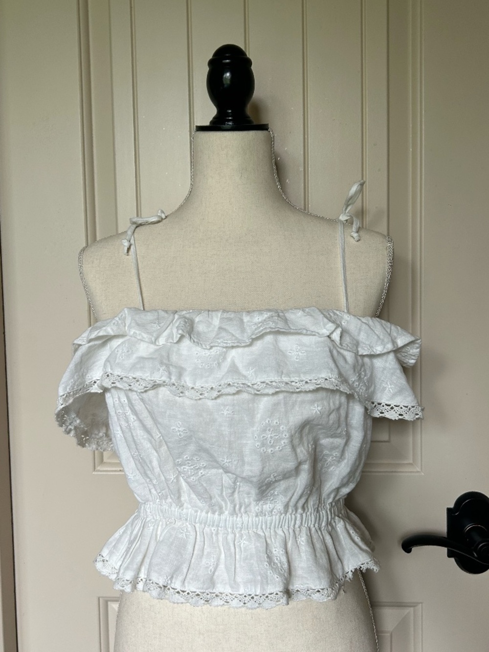 American Eagle White Eyelet Ruffle Tie Strap Crop Top